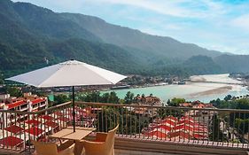 Golden Healing Journeys Homestay